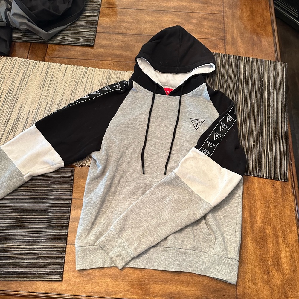 Guess hoodie